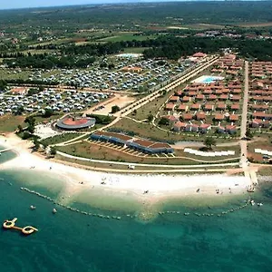 Campingplatz Lux Camp - Mobile Homes In Bi Village, Fažana