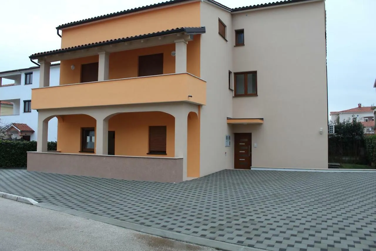 Apartment Ferienwohnung Casa Rados Fažana