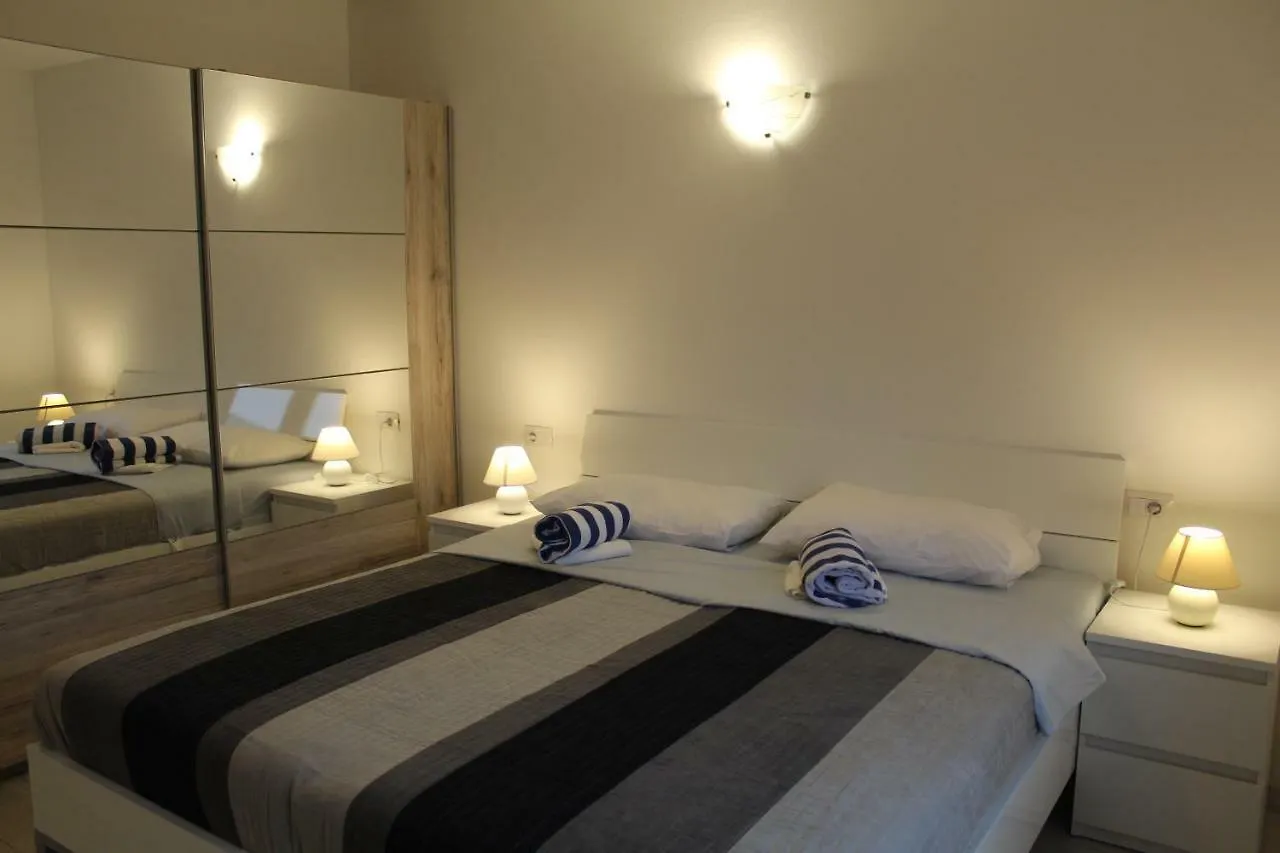 Apartment Ferienwohnung Casa Rados Fažana