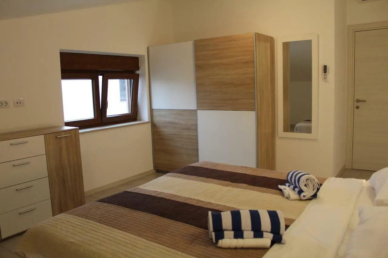 Ferienwohnung Casa Rados Fažana 0*,